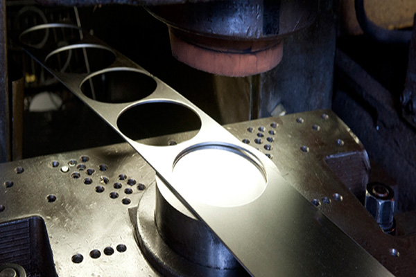 benefits of progressive die stamping Key Benefits of Progressive Die Stamping for Manufacturing